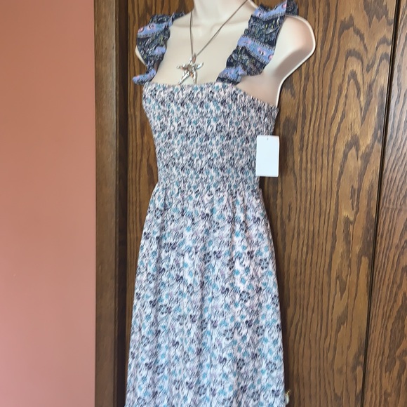 NWT! GORGEOUS Dress by Collective Concepts Size M - Picture 9 of 12